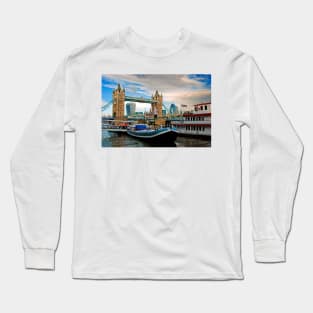 Tower Bridge River Thames London Long Sleeve T-Shirt